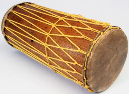 Alat musik tradisional gendang panjang