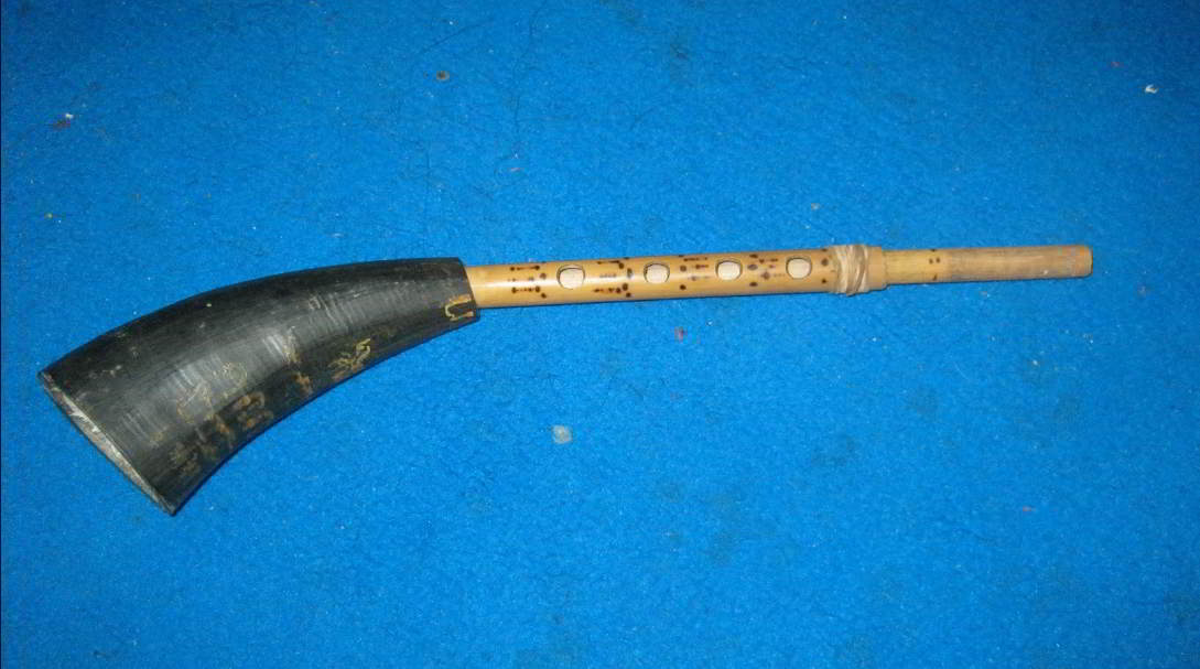 Alat musik tradisional serangko